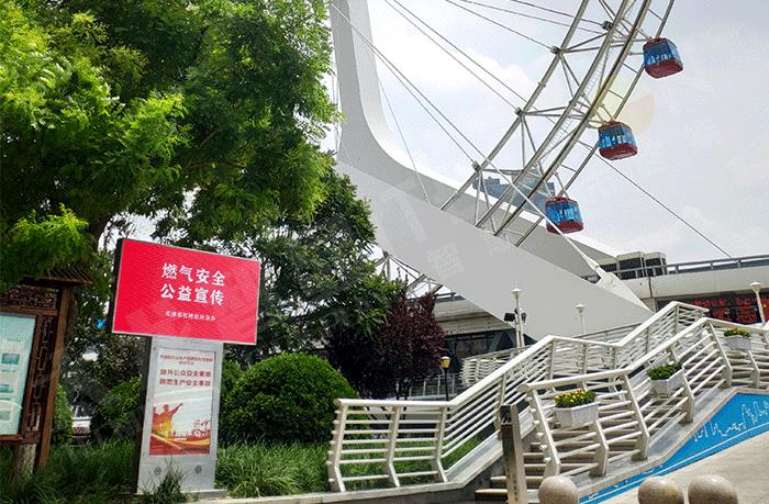 LED廣告機,戶外LED廣告機 LED廣告機,戶外LED廣告機